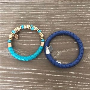 Set of 2 adjustable bangles